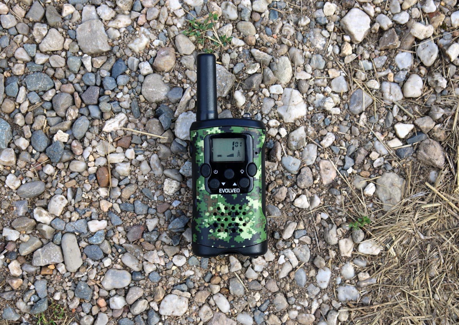 EVOLVEO FreeTalk XM2 - 2 walkie-talkie-ből álló készlet kettős funkcióval töltőbázis